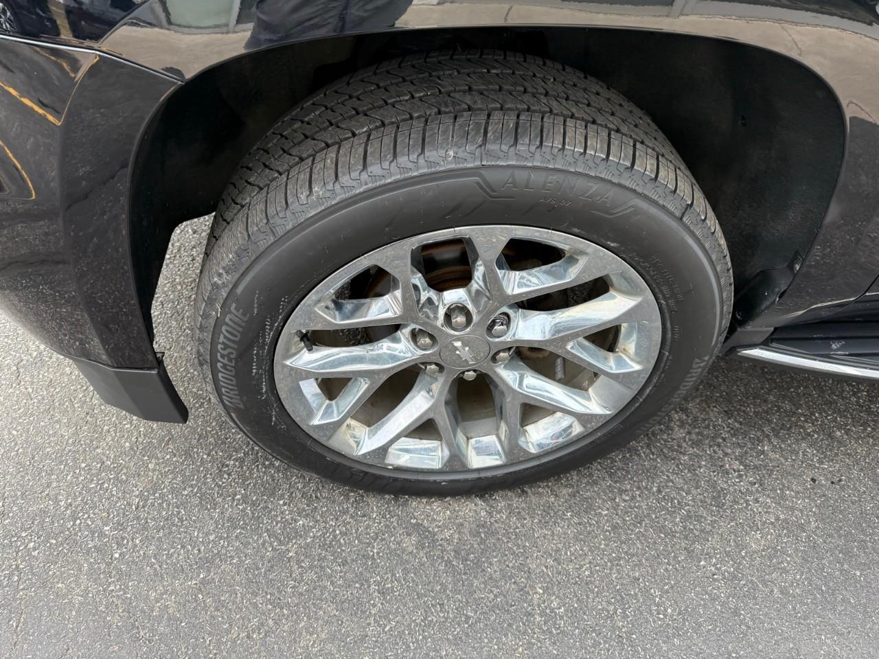 2019 Chevrolet Suburban Premier 4x4 Photo