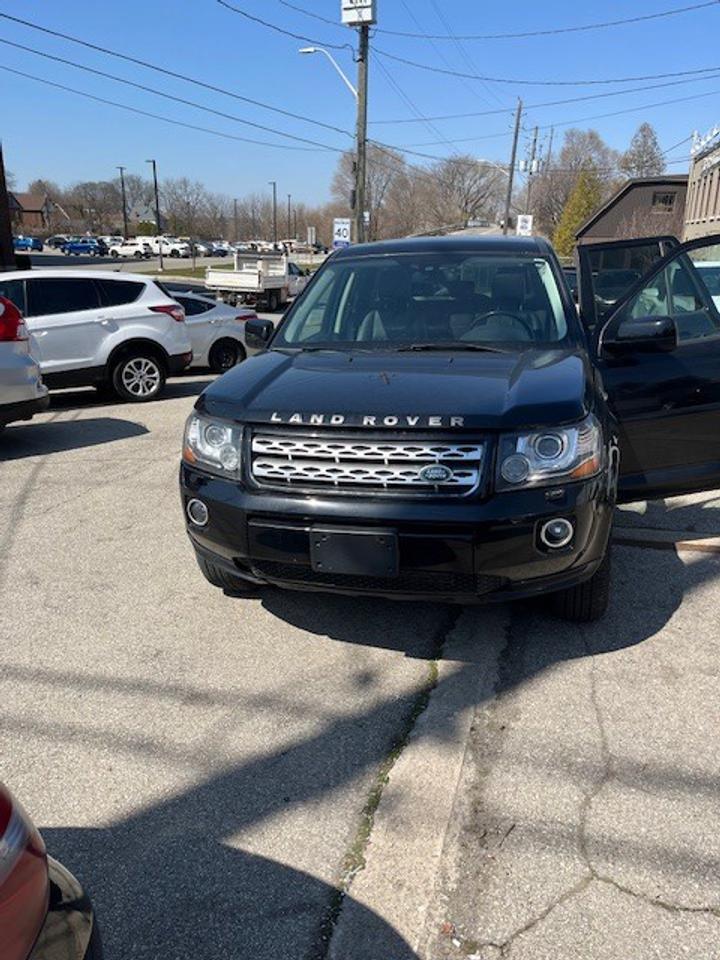 2013 Land Rover LR2 AWD 4dr Photo2