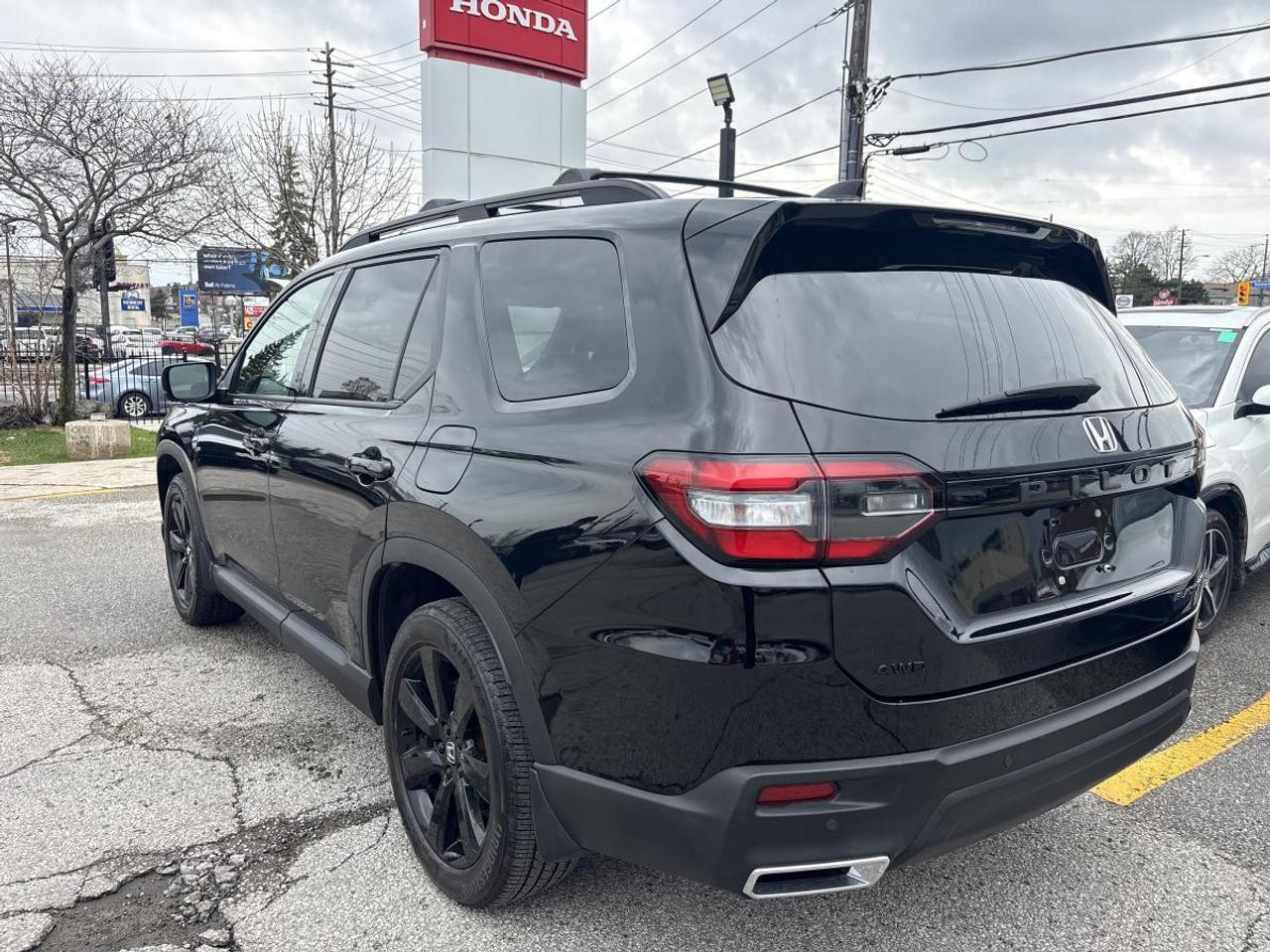 2024 Honda Pilot Black Edition Honda Certified 7YR/160K Warranty Photo