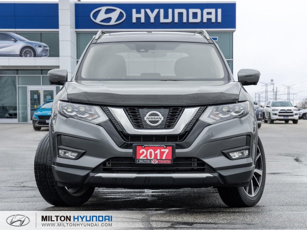 2017 Nissan Rogue SL Platinum 4dr All-wheel Drive Photo