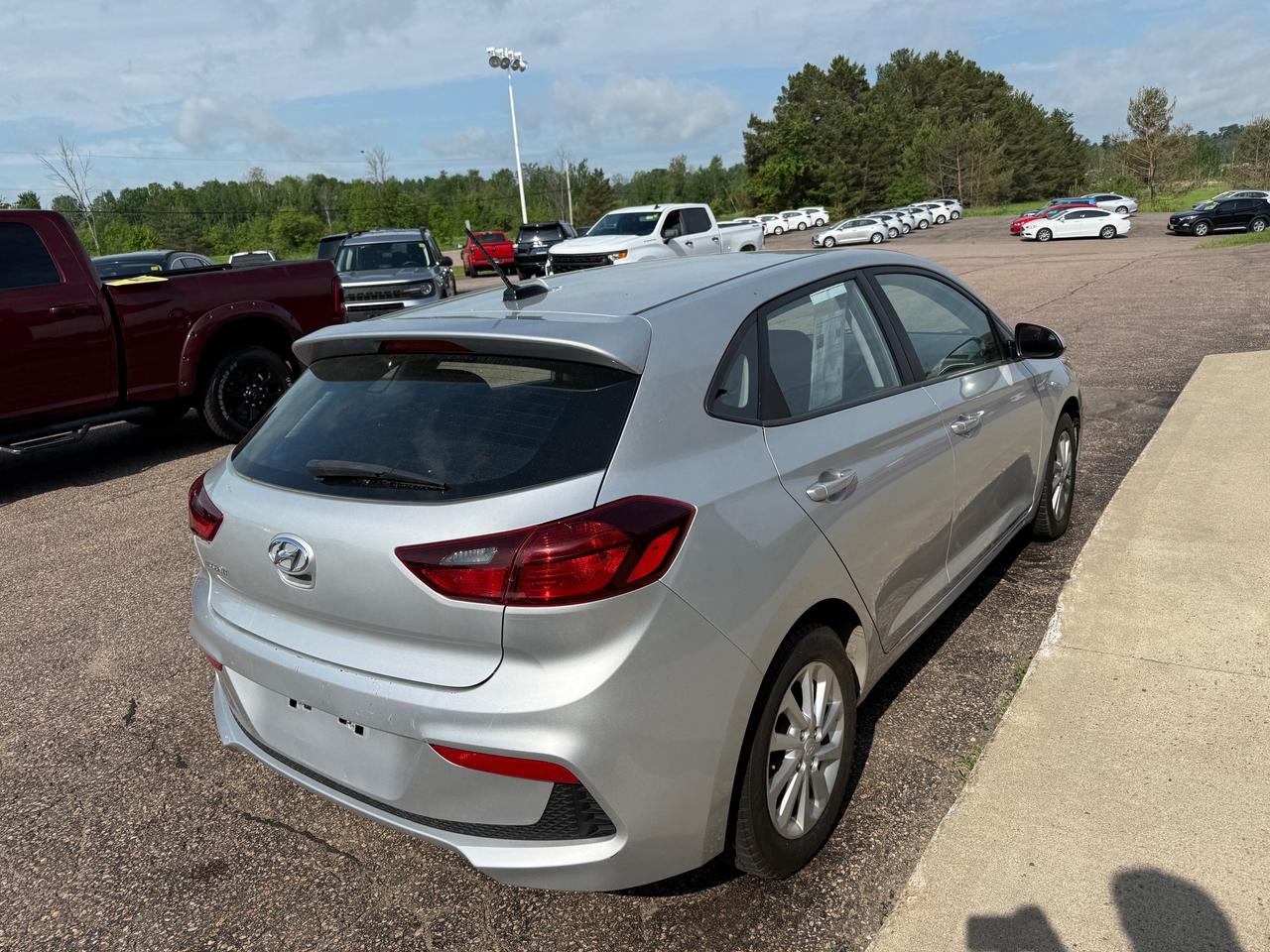 2019 Hyundai Accent Preferred (A6) 4dr Hatchback Photo
