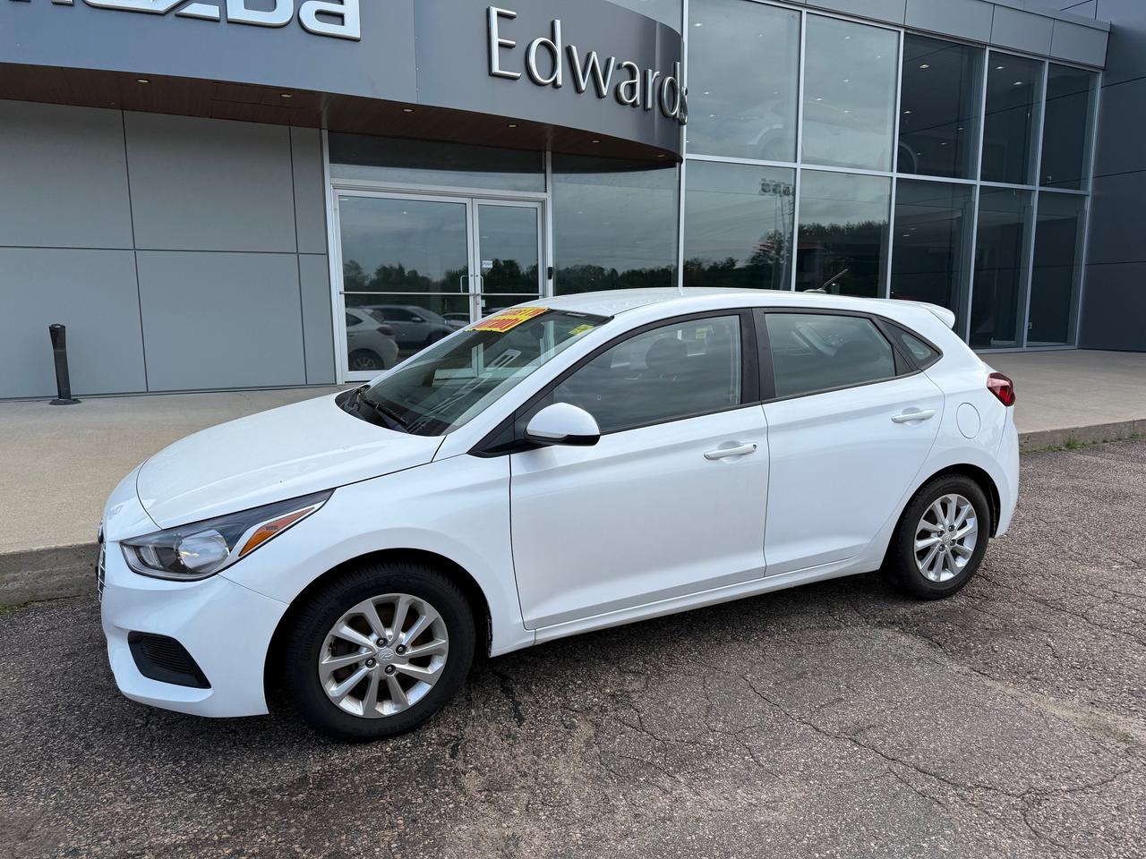2019 Hyundai Accent Preferred (A6) 4dr Hatchback Photo