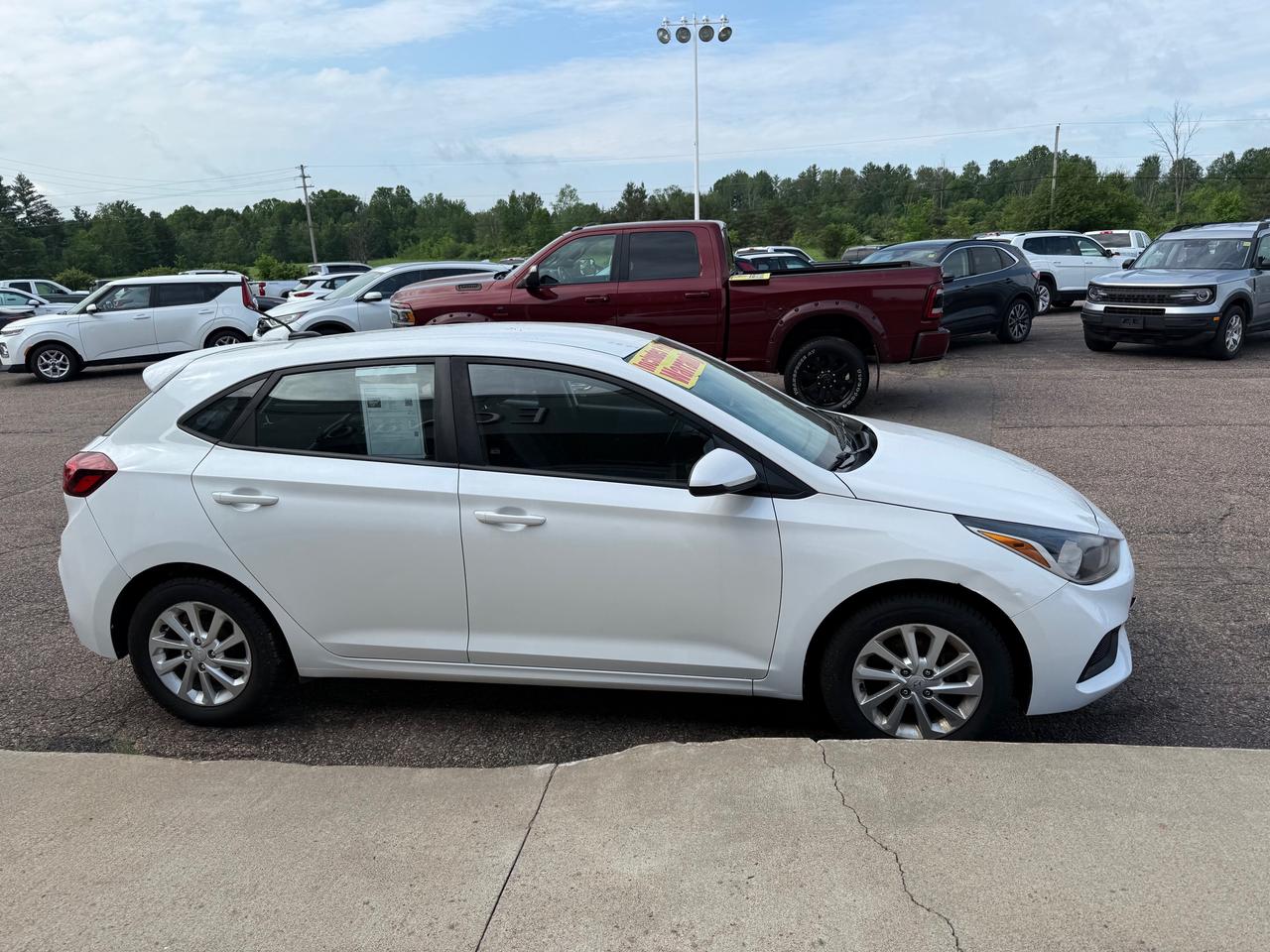 2019 Hyundai Accent Preferred (A6) 4dr Hatchback Photo