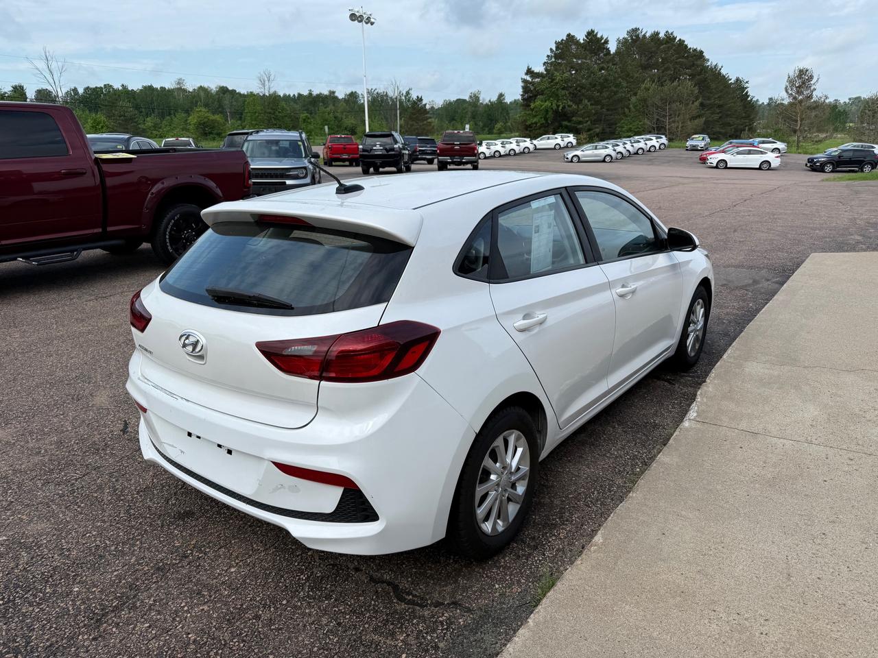 2019 Hyundai Accent Preferred (A6) 4dr Hatchback Photo