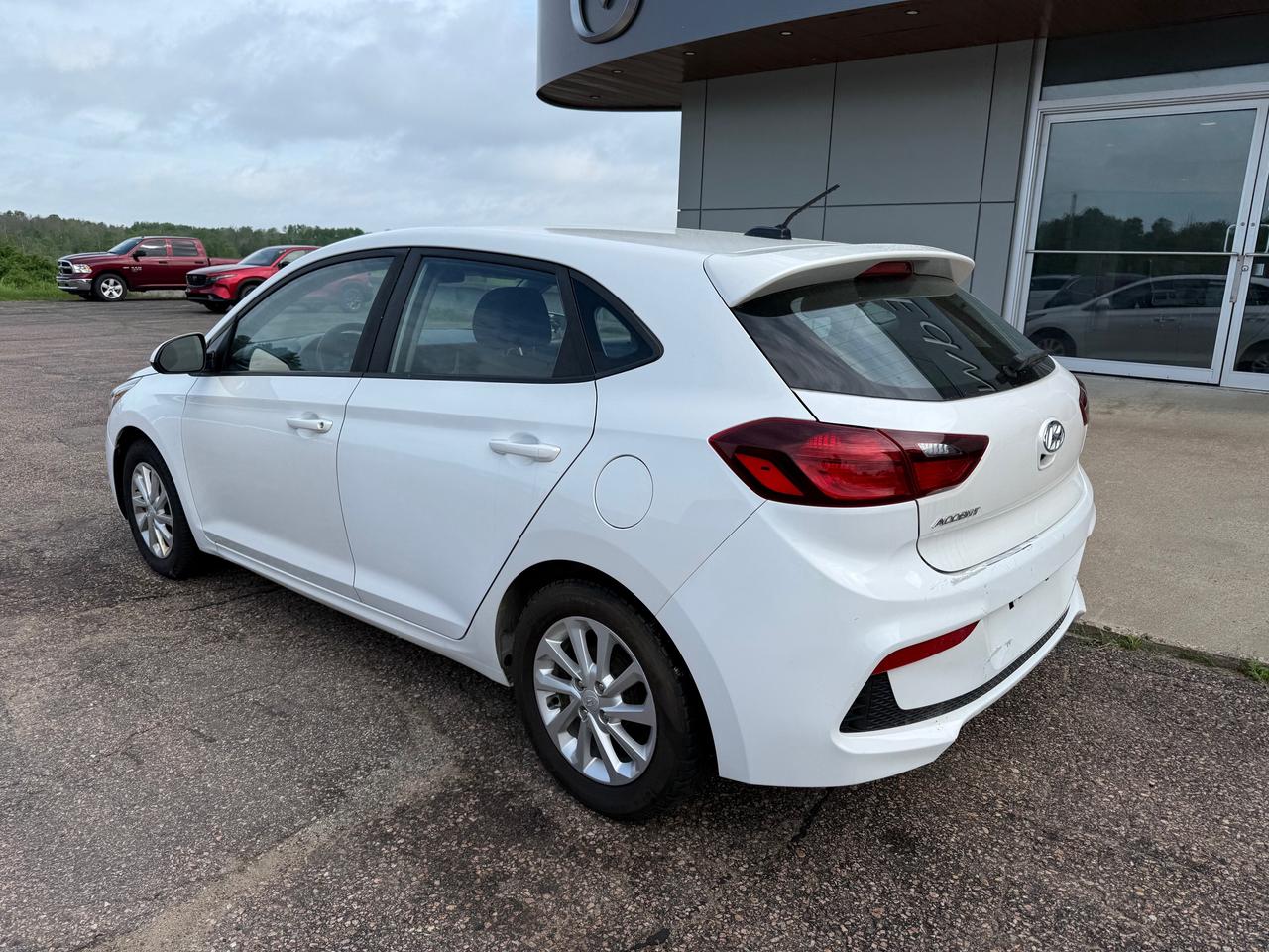 2019 Hyundai Accent Preferred (A6) 4dr Hatchback Photo