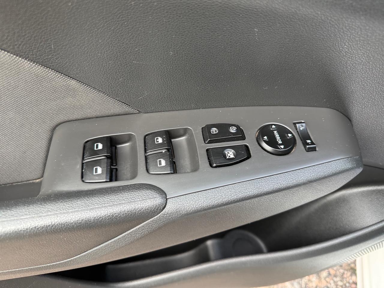 2019 Hyundai Accent Preferred (A6) 4dr Hatchback Photo