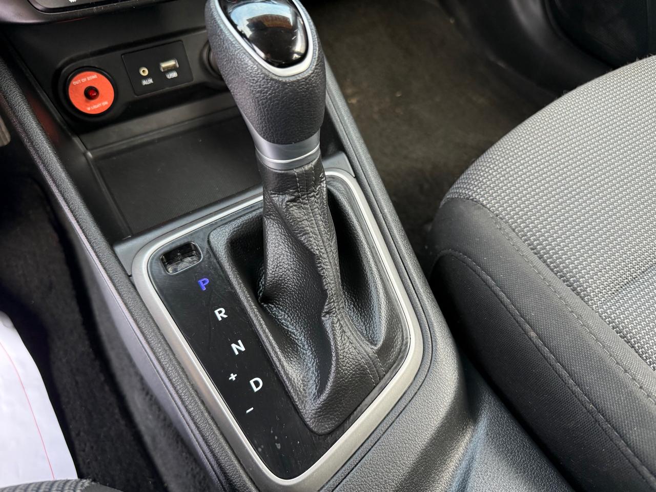 2019 Hyundai Accent Preferred (A6) 4dr Hatchback Photo