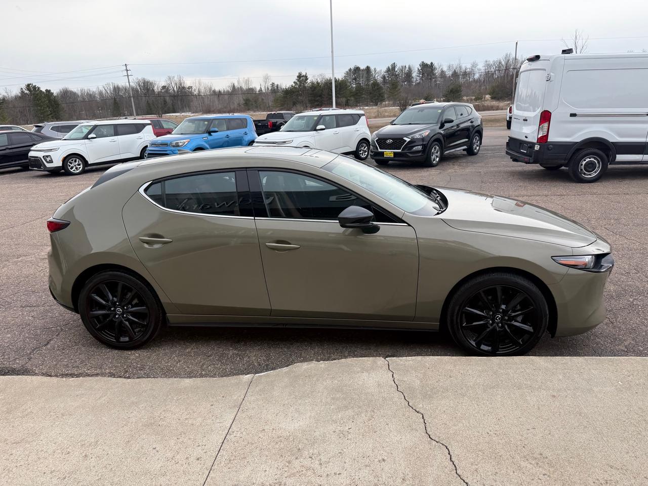 2024 Mazda 3 Suna (A6) 4dr i-ACTIV All-Wheel Drive Sport Photo