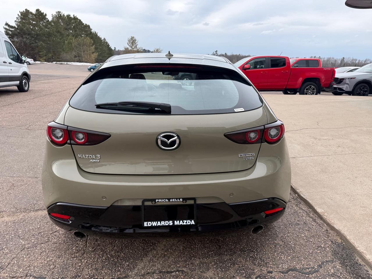 2024 Mazda 3 Suna (A6) 4dr i-ACTIV All-Wheel Drive Sport Photo