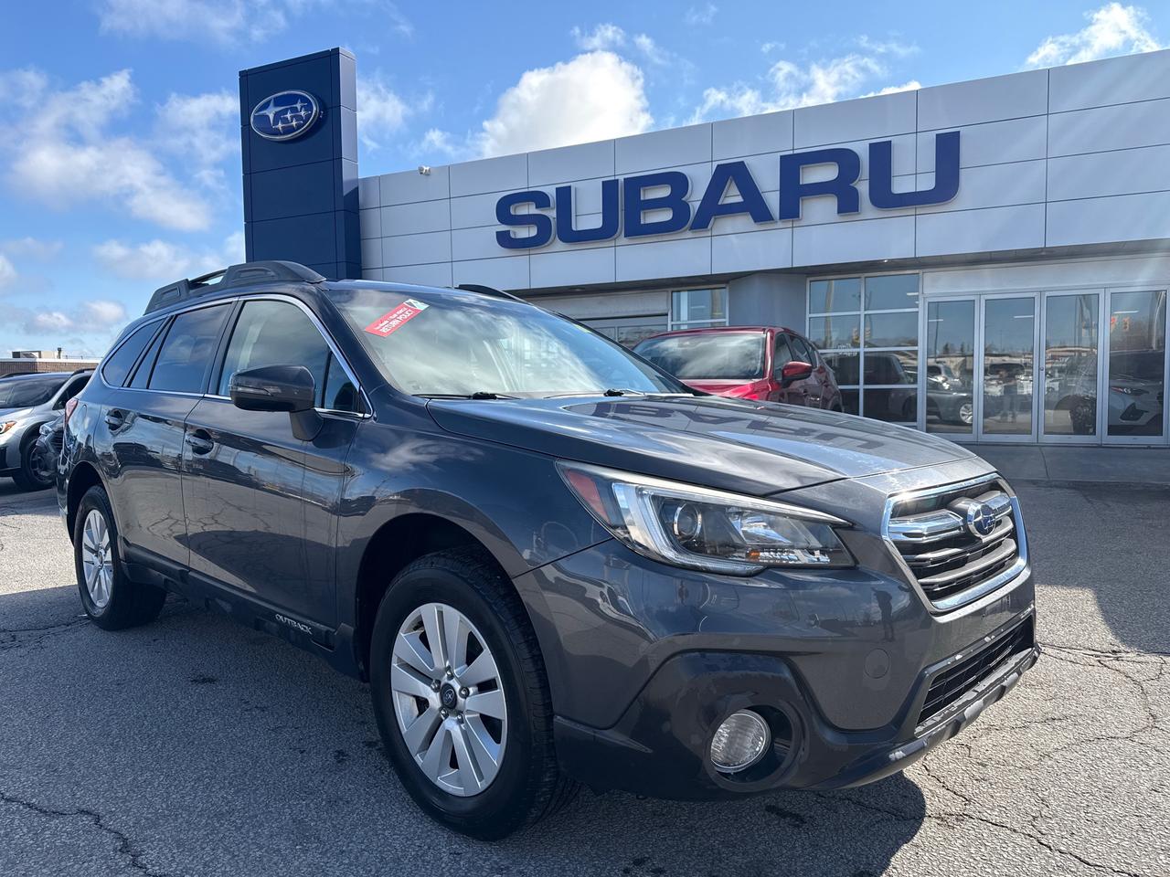 2019 Subaru Outback 2.5i Touring (CVT) 4dr All-Wheel Drive Photo