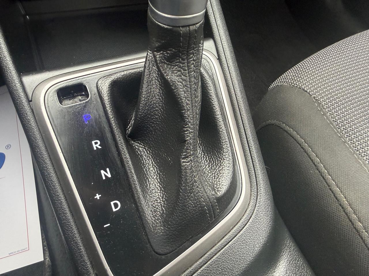 2019 Hyundai Accent Preferred (A6) 4dr Hatchback Photo