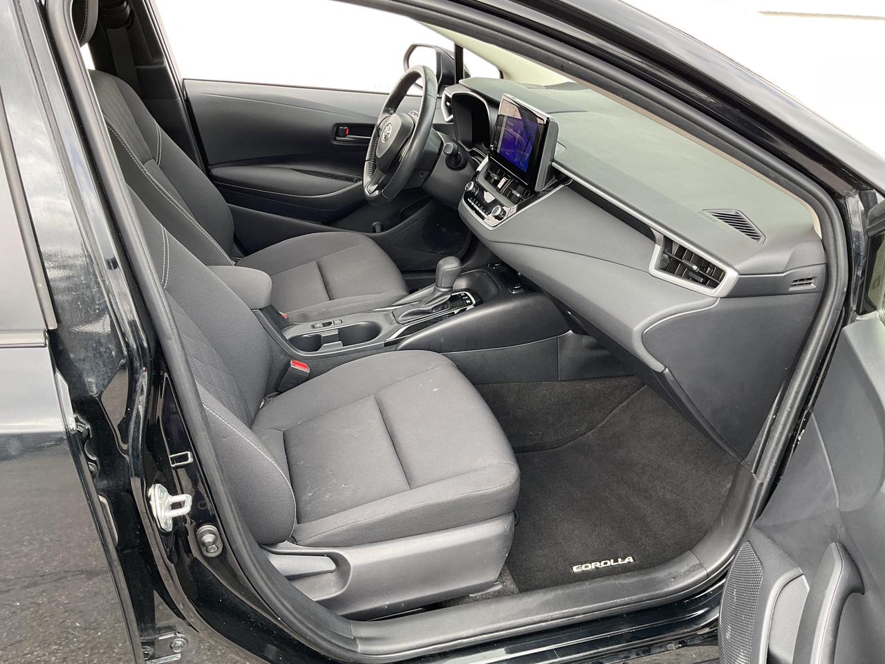 2024 Toyota Corolla Hybrid  Photo