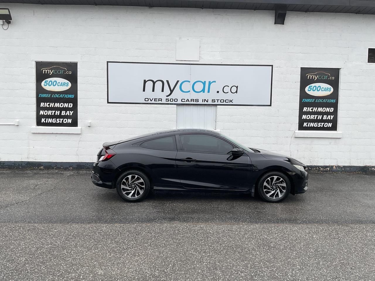 2017 Honda Civic LX (M6) 2dr Coupe Photo0