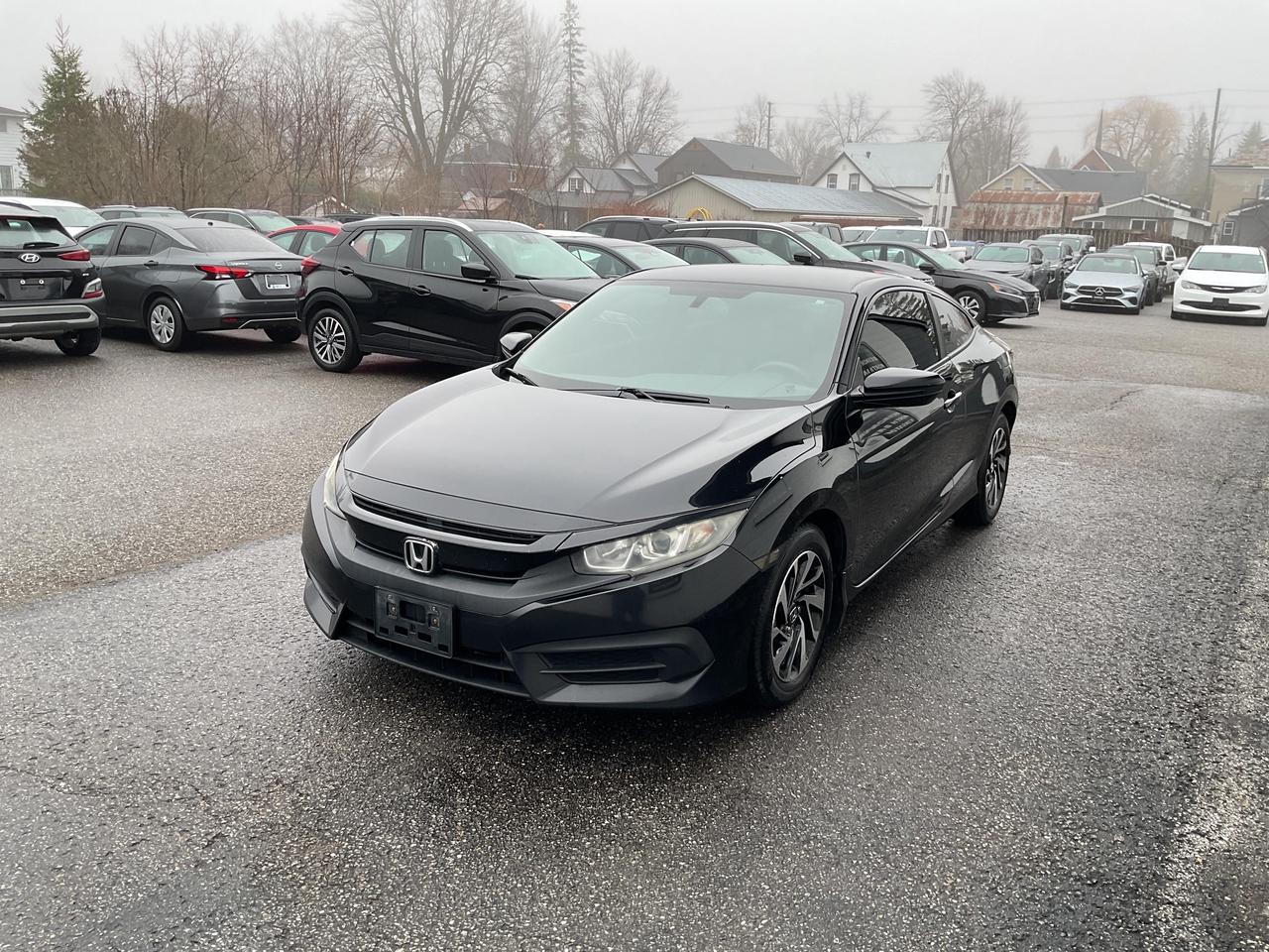 2017 Honda Civic LX (M6) 2dr Coupe Photo