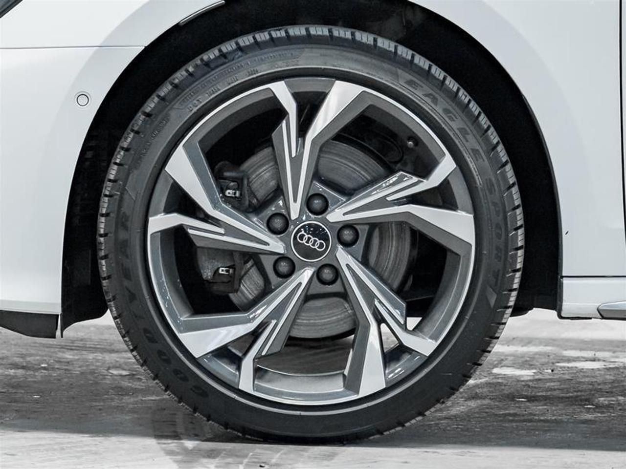 2025 Audi A3 40 Progressiv 4dr All-Wheel Drive quattro Sedan Photo4