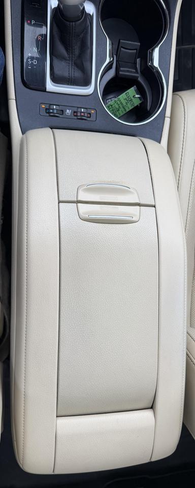 2017 Toyota Highlander  Photo