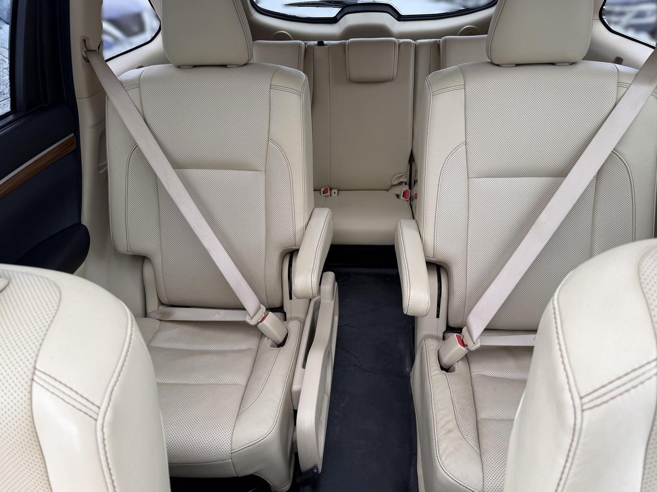2017 Toyota Highlander  Photo