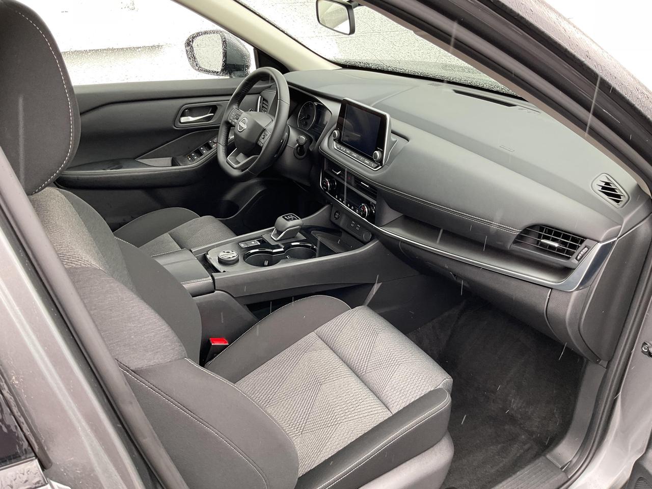 2025 Nissan Rogue  Photo