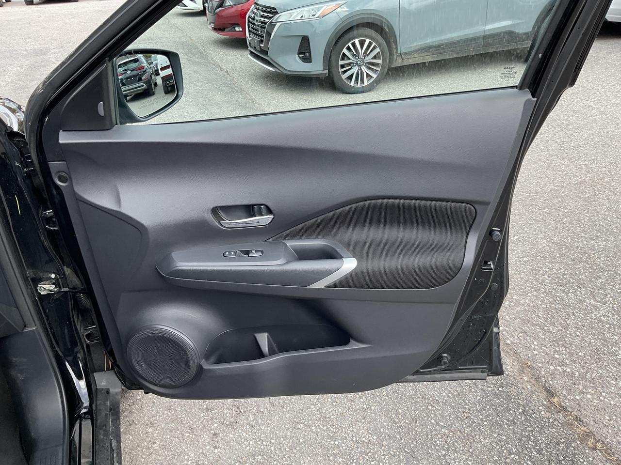 2024 Nissan Kicks SV 4dr Front-Wheel Drive Photo