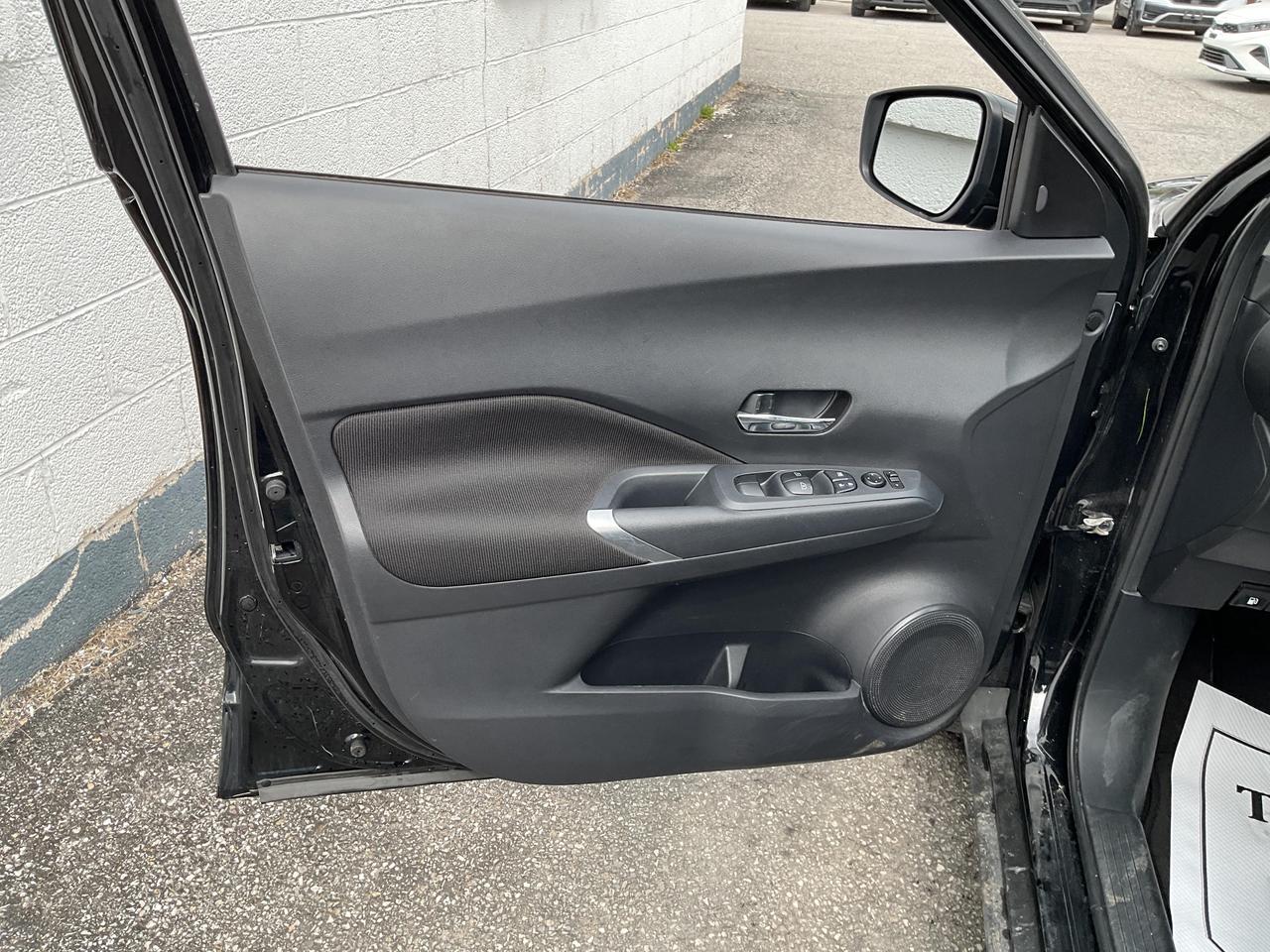 2024 Nissan Kicks SV 4dr Front-Wheel Drive Photo