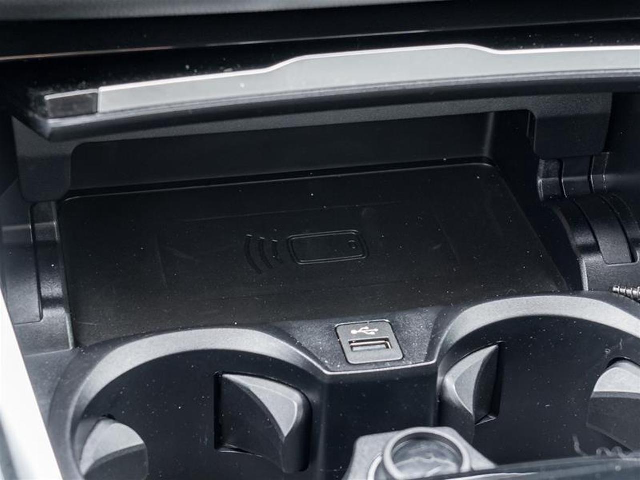 2023 BMW 330 i xDrive 4dr All-Wheel Drive Sedan Photo