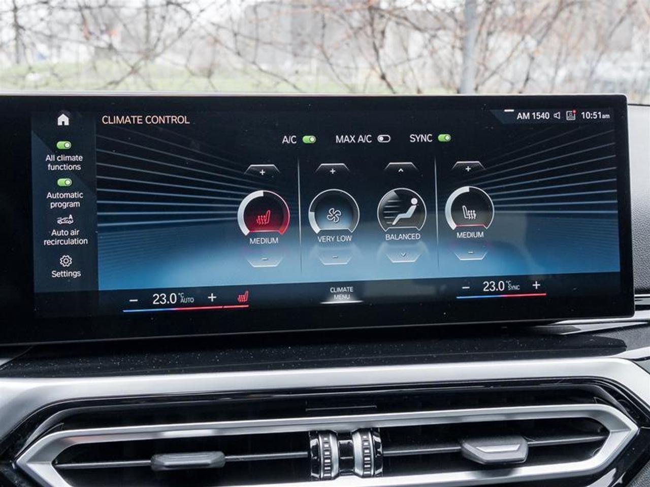 2023 BMW 330 i xDrive 4dr All-Wheel Drive Sedan Photo