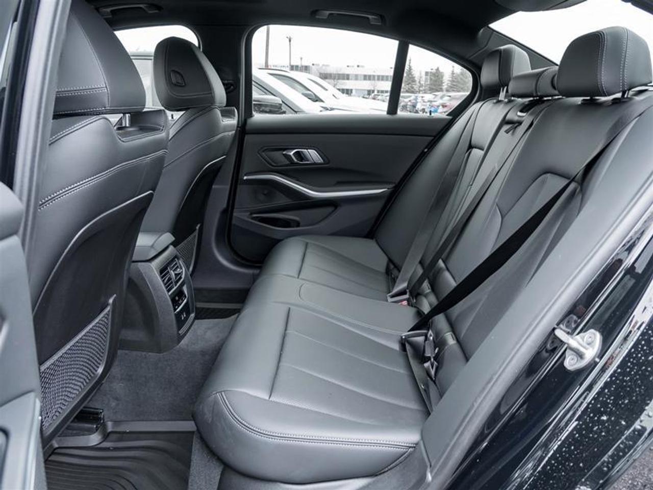 2023 BMW 330 i xDrive 4dr All-Wheel Drive Sedan Photo