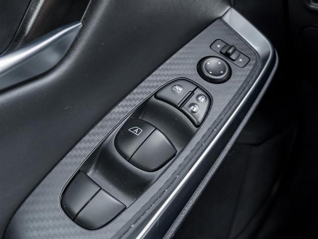 2022 Nissan Sentra SR 4dr Sedan Photo