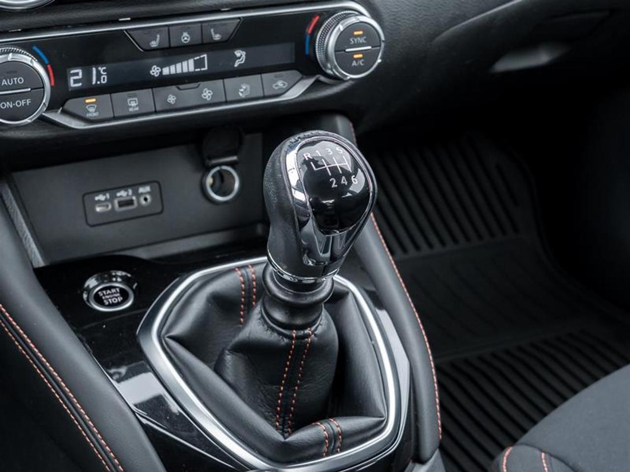 2022 Nissan Sentra SR 4dr Sedan Photo