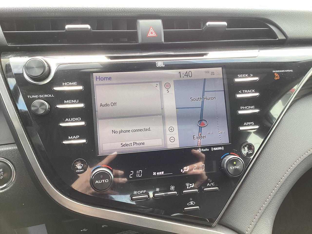 2020 Toyota Camry XLE FWD Photo