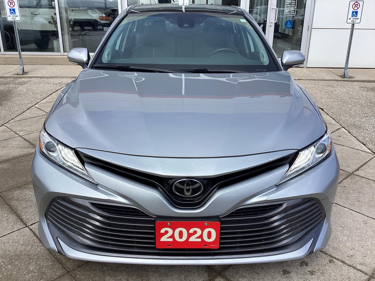 2020 Toyota Camry XLE FWD Photo