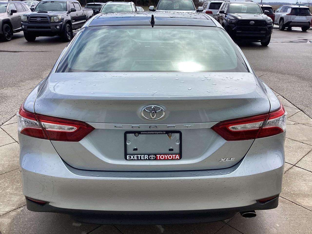 2020 Toyota Camry XLE FWD Photo