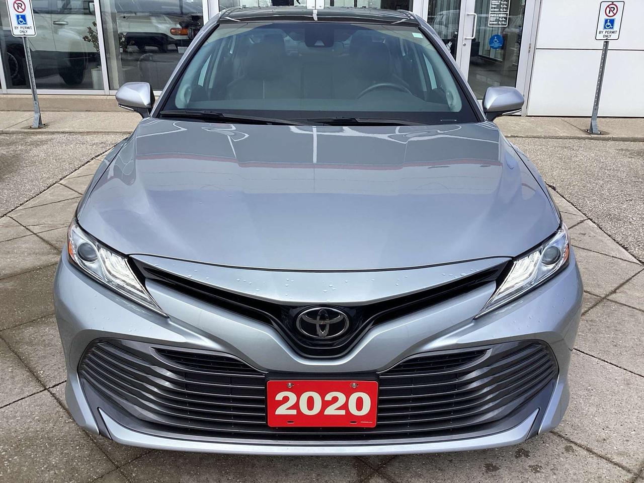 2020 Toyota Camry XLE FWD Photo