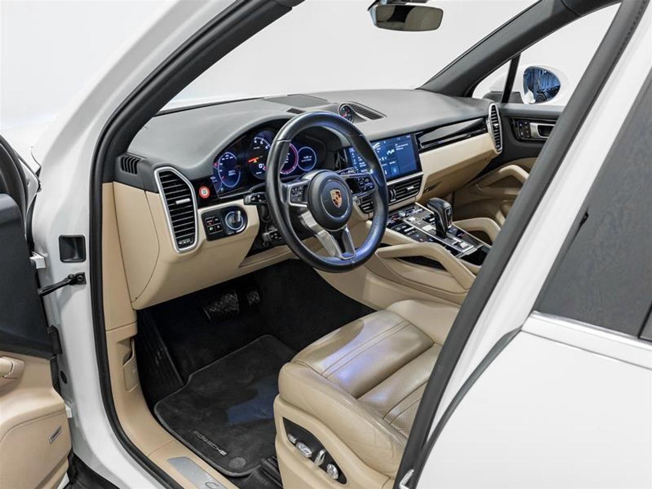 2019 Porsche Cayenne Base 4dr All-wheel Drive Photo