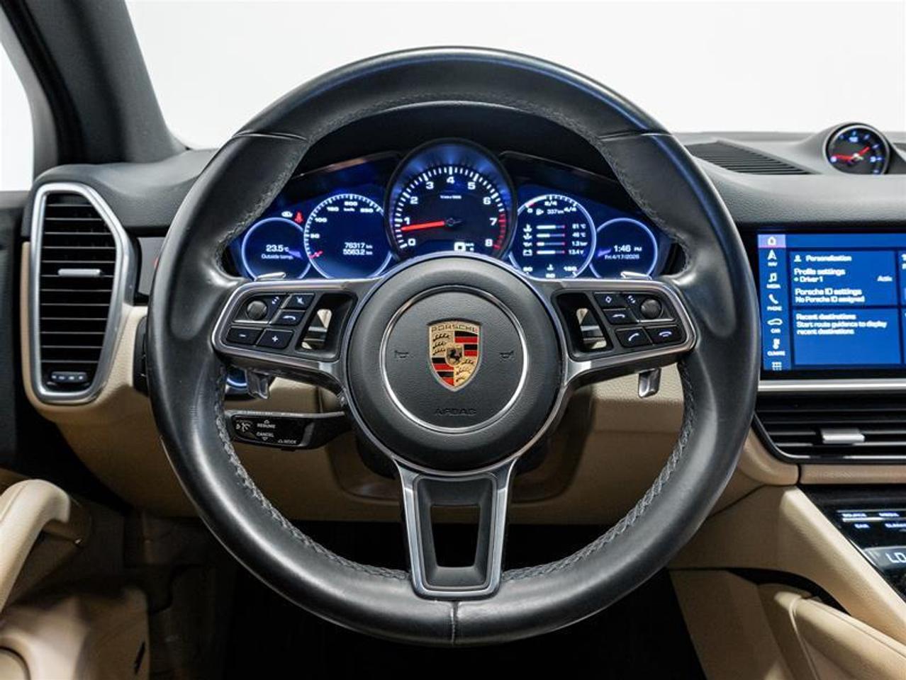 2019 Porsche Cayenne Base 4dr All-wheel Drive Photo