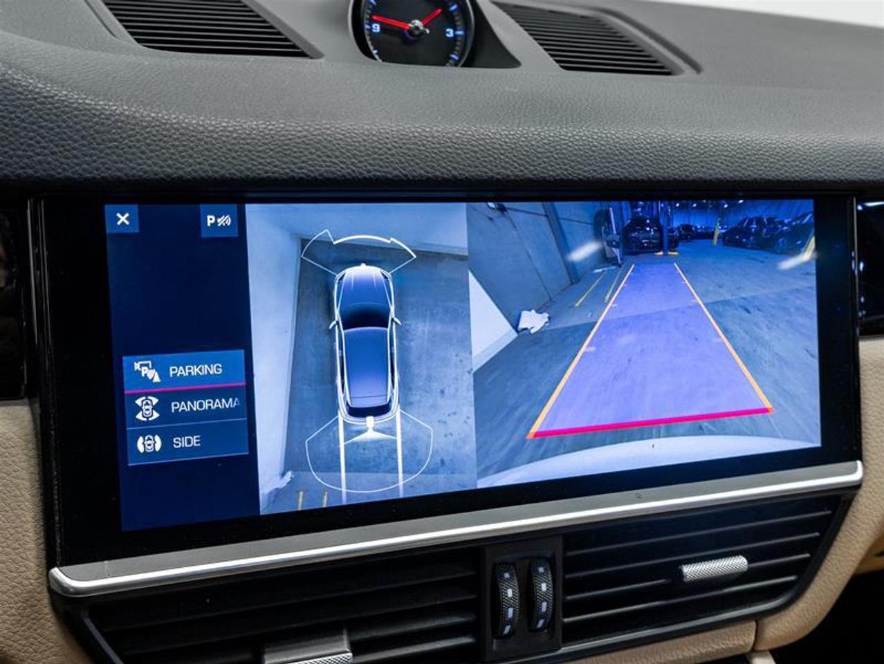 2019 Porsche Cayenne Base 4dr All-wheel Drive Photo