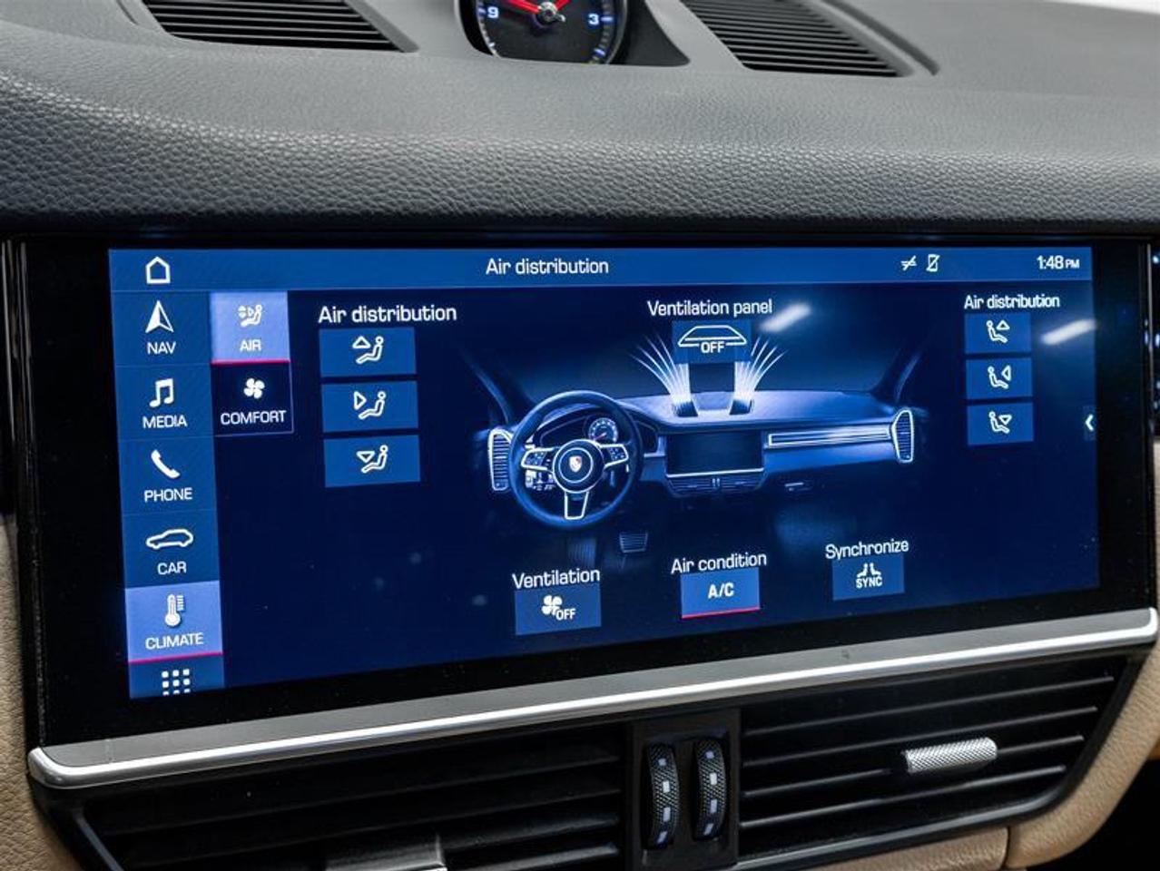 2019 Porsche Cayenne Base 4dr All-wheel Drive Photo