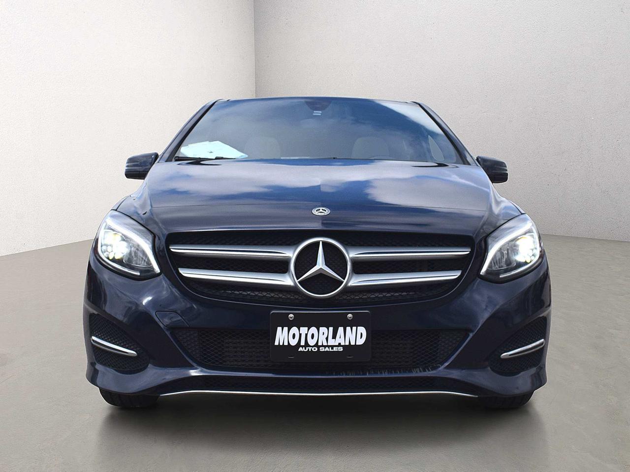 2018 Mercedes-Benz B-Class B 250 AWD Panoramic Sunroof Photo