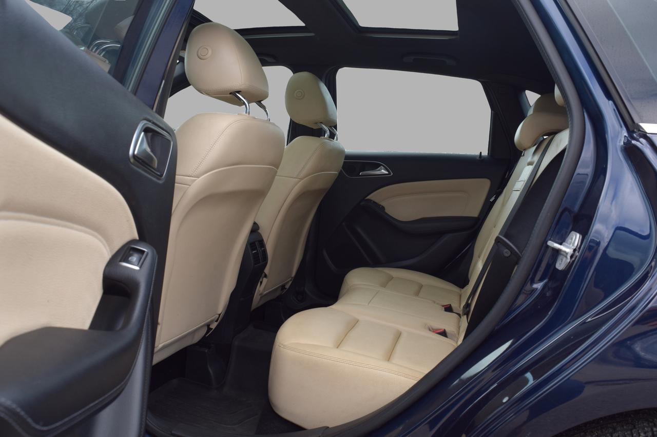 2018 Mercedes-Benz B-Class B 250 AWD Panoramic Sunroof Photo