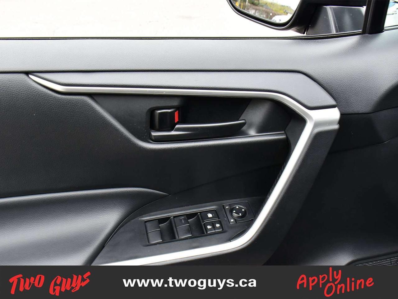 2024 Toyota RAV4 LE AWD 2.5L   Htd Cloth   Bluetooth Photo