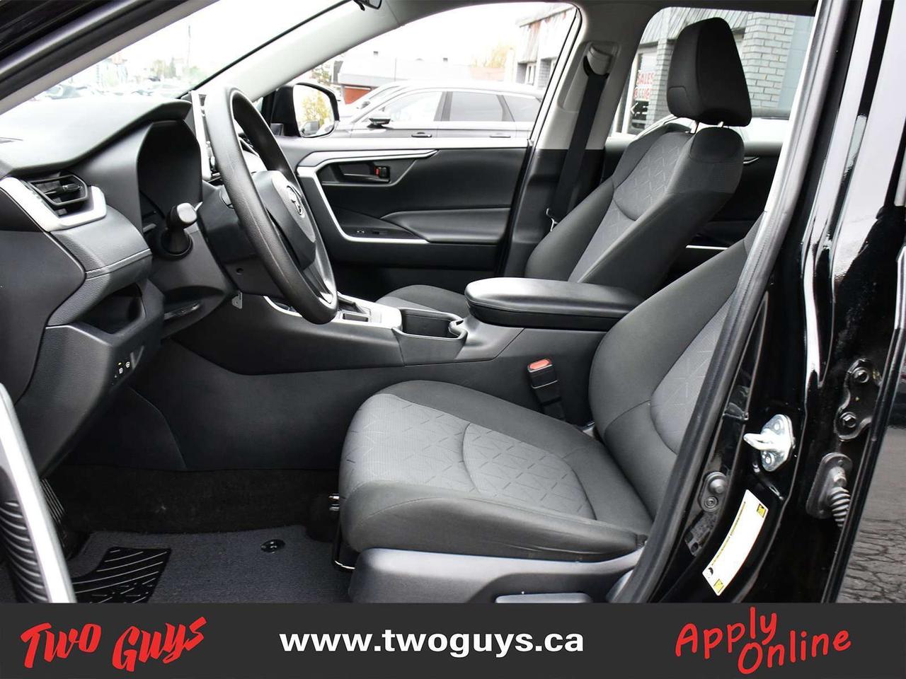 2024 Toyota RAV4 LE AWD 2.5L   Htd Cloth   Bluetooth Photo