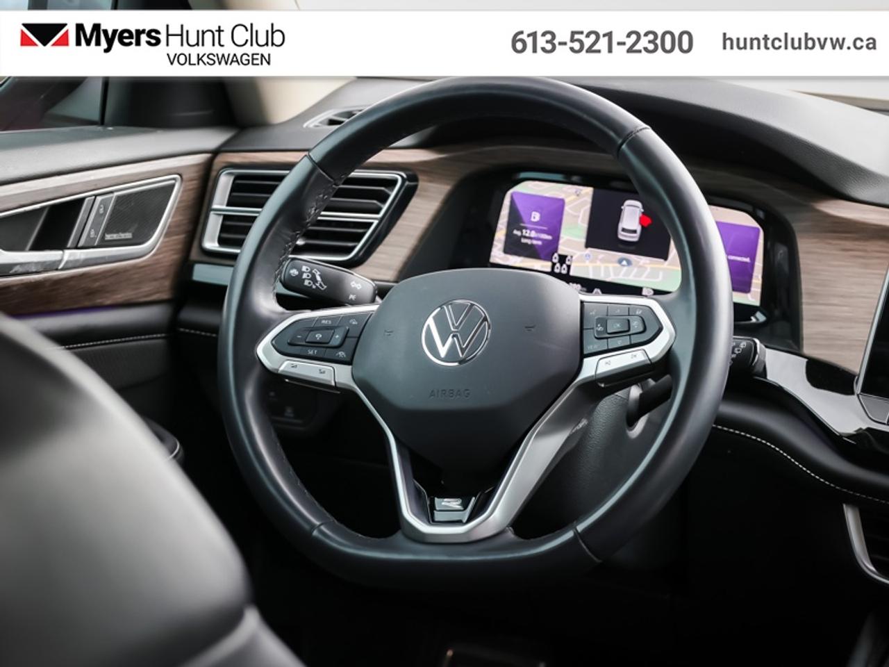 2024 Volkswagen Atlas Execline 2.0 TSI Photo