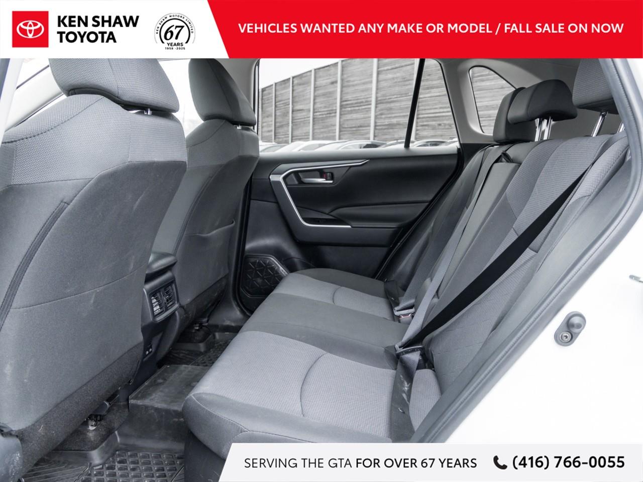 2025 Toyota RAV4 Hybrid XLE 4dr All-Wheel Drive Photo