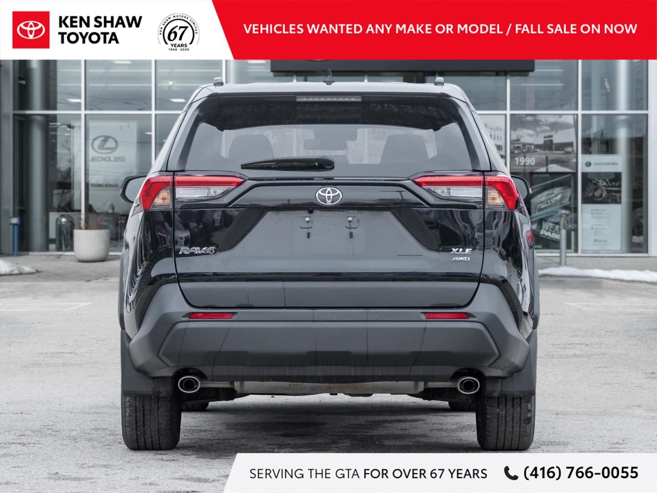 2021 Toyota RAV4 XLE 4dr All-wheel Drive Photo