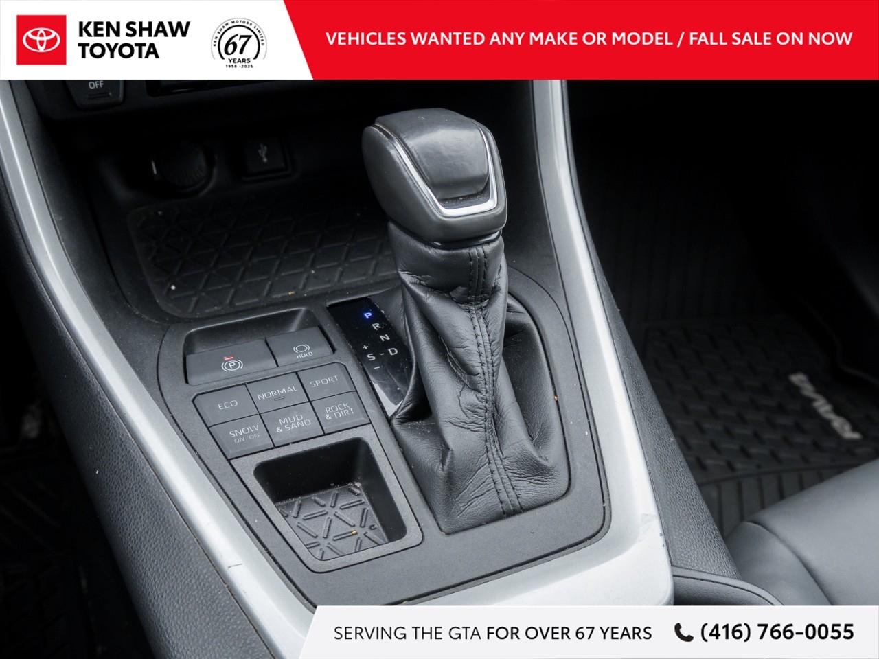 2021 Toyota RAV4 XLE 4dr All-wheel Drive Photo