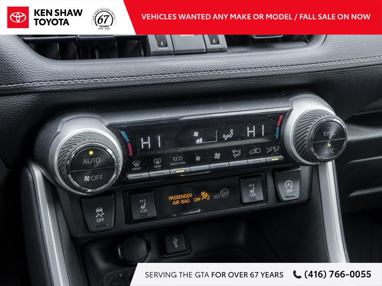 2021 Toyota RAV4 XLE 4dr All-wheel Drive Photo