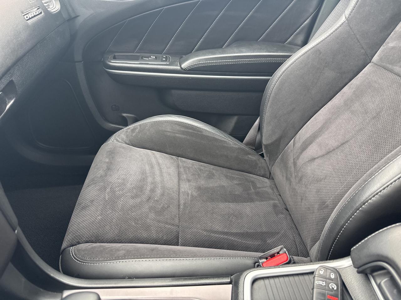 2021 Dodge Charger GT Photo