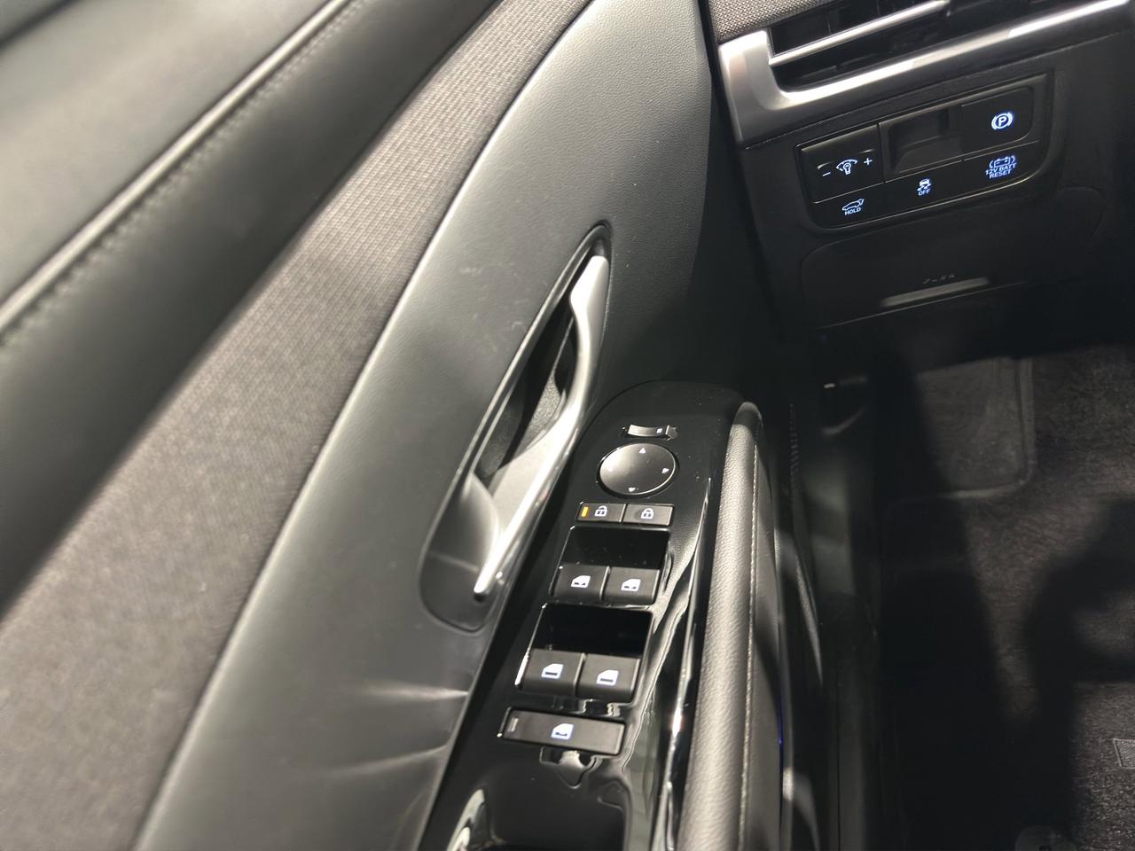 2026 Hyundai Tucson Hybrid Ultimate Photo