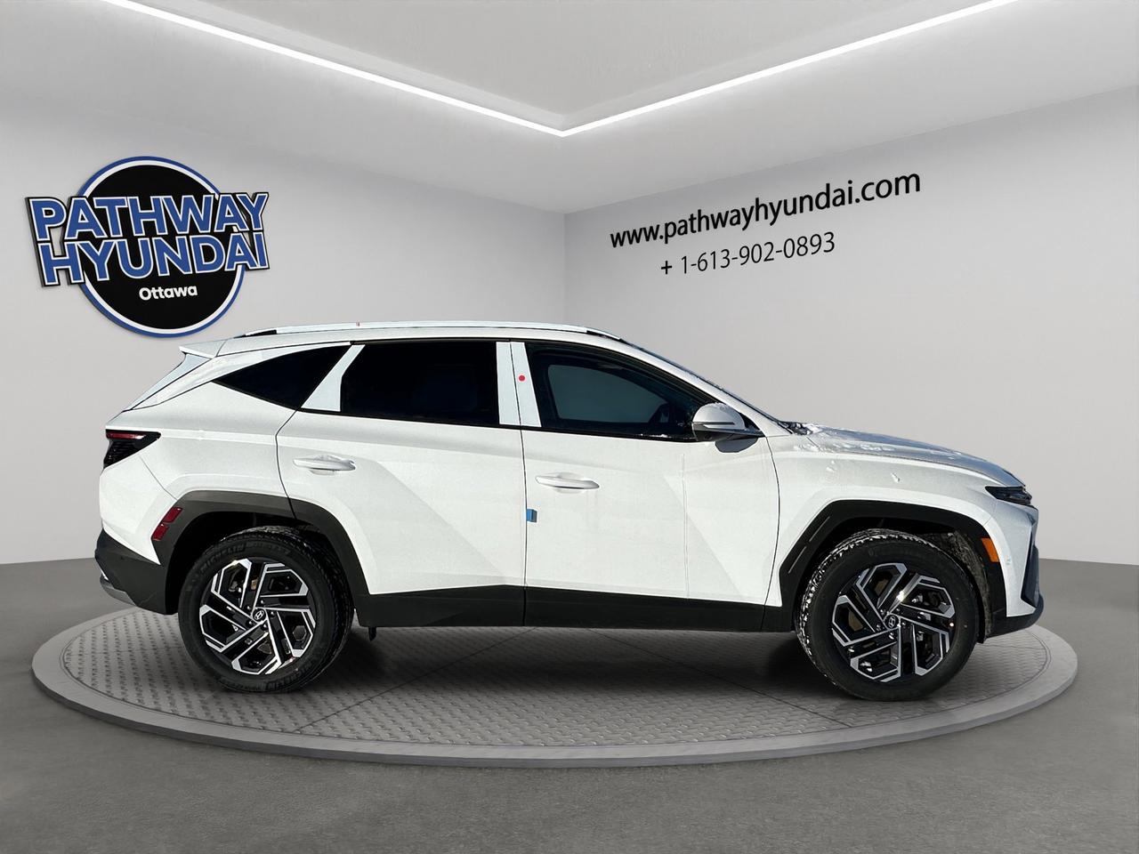 2026 Hyundai Tucson Hybrid Night Edition Photo