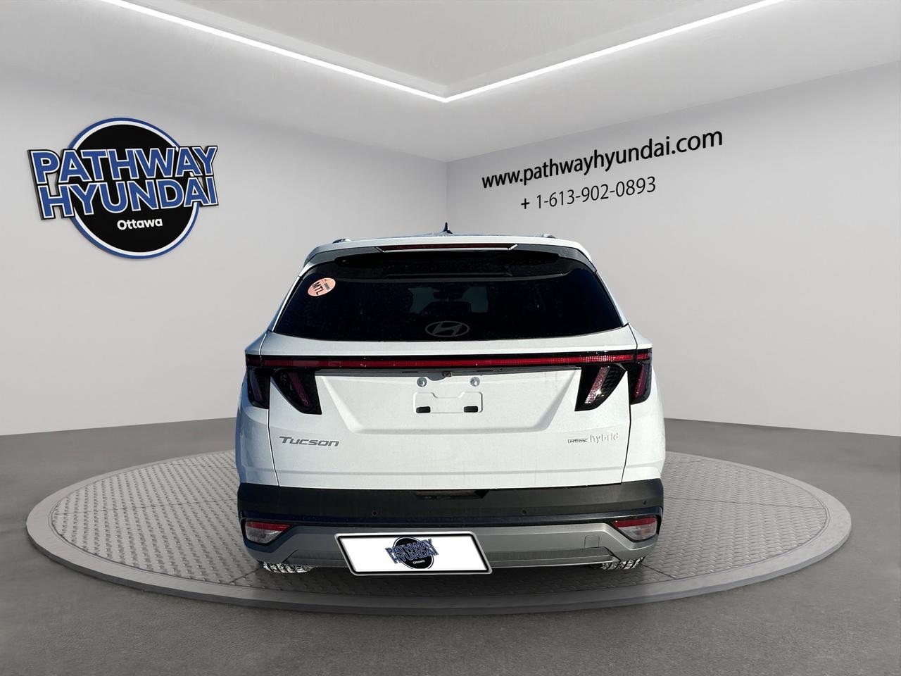 2026 Hyundai Tucson Hybrid Night Edition Photo